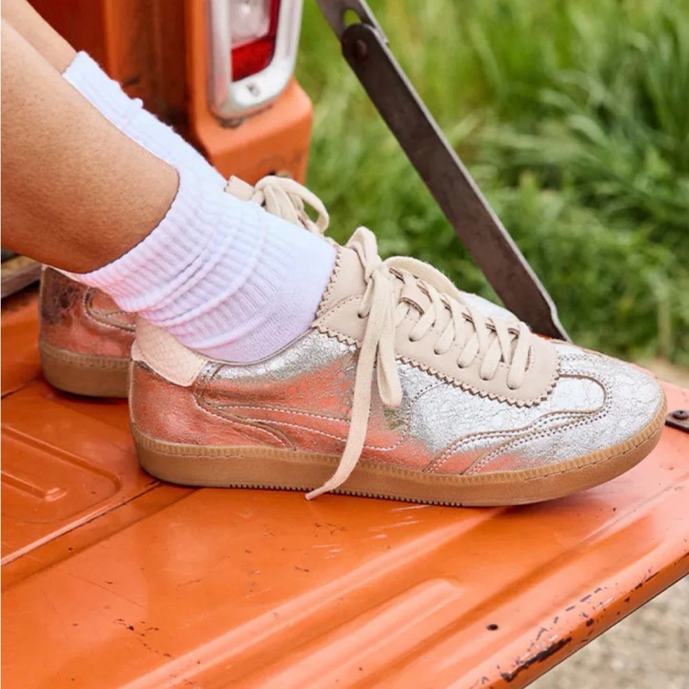 Dolce Vita ‘Notice’ Sneaker (Silver Distressed Leather) - Size 8.5